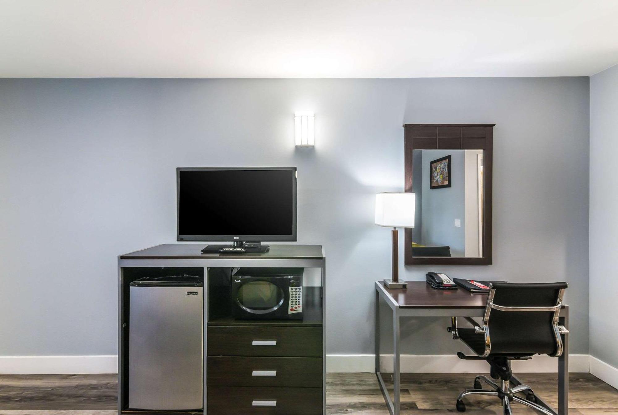 Econo Lodge Hesperia - Victorville I-15 Εξωτερικό φωτογραφία