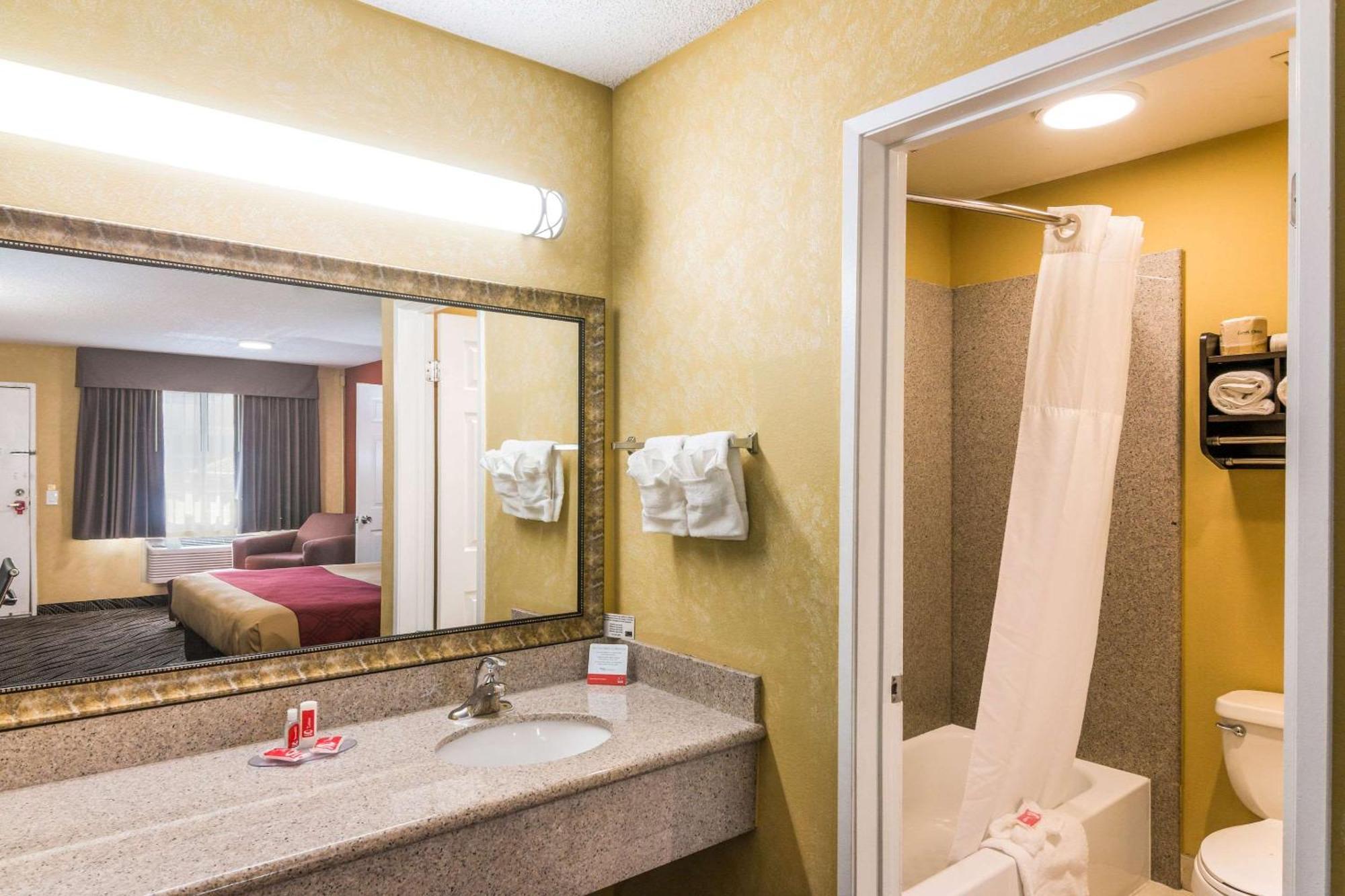 Econo Lodge Hesperia - Victorville I-15 Εξωτερικό φωτογραφία