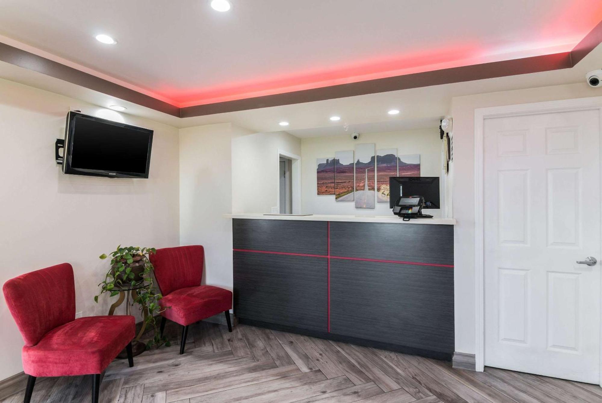 Econo Lodge Hesperia - Victorville I-15 Εξωτερικό φωτογραφία