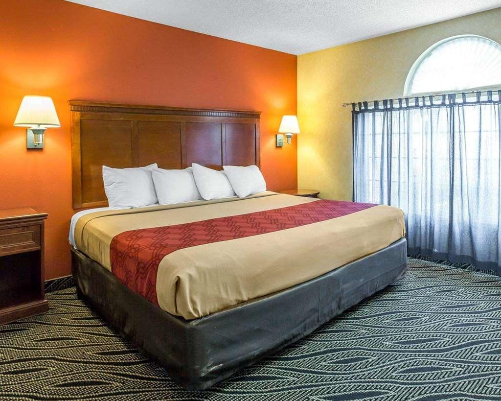 Econo Lodge Hesperia - Victorville I-15 Δωμάτιο φωτογραφία